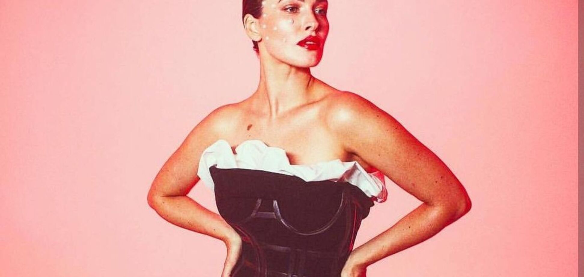 ''Шикарная женщина'': Астафьева восхитила сеть откровенным фото