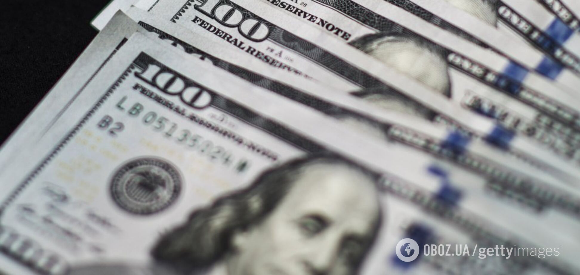 Долар в Україні подорожчав за вихідні: скільки коштує валюта