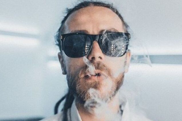 ''Папа был недоволен'': сын Децла пожаловался на афериста