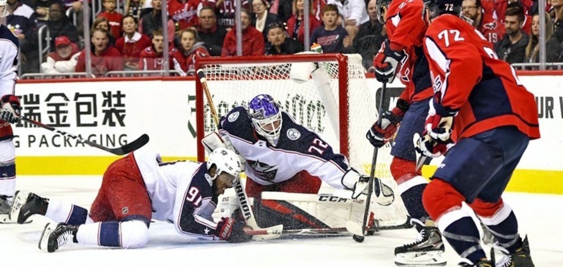 Матч НХЛ ледь не закінчився трагедією