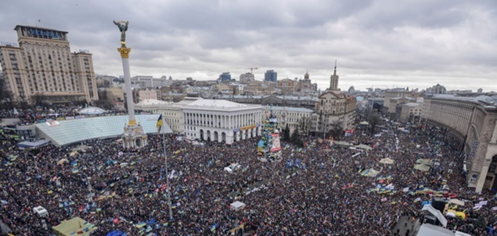 'Выиграли первую битву': Забужко рассказала о сокрушительном ударе Майдана по России