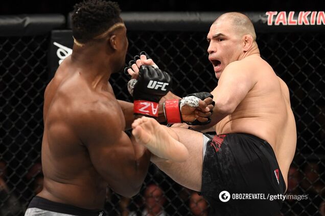 Бій в UFC закінчився сенсаційним нокаутом за 26 секунд