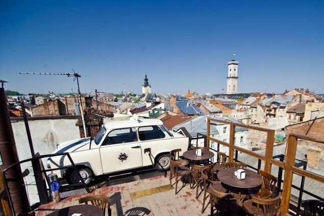 В Украине будут парковаться на крышах: что известно