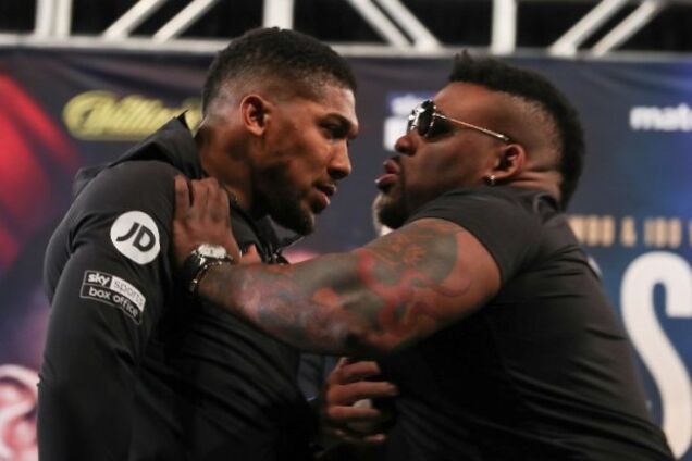Официально: супербой обидчика Кличко отменен – названа причина скандала