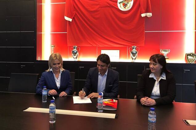 Легендарний футбольний клуб відкриває академію в Україні