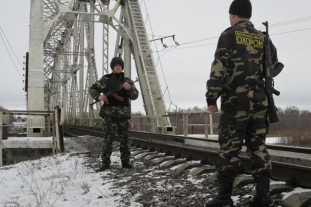 'Караул устал?' Военизированную охрану 'Укрзалізниці' жестко раскритиковали