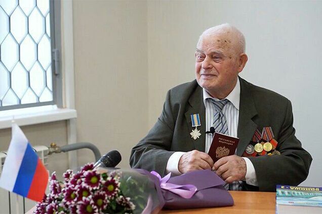 'Убивал б*ндеровцев': 93-летний украинец выпросил российский паспорт