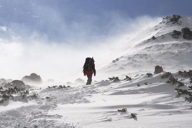 В Карпатах случилась трагедия с туристами: выжили не все