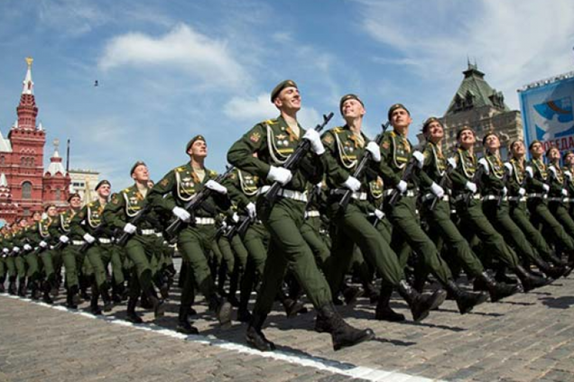 В России ажиотаж из-за 23 февраля: раскрыта трагическая правда о 'празднике'