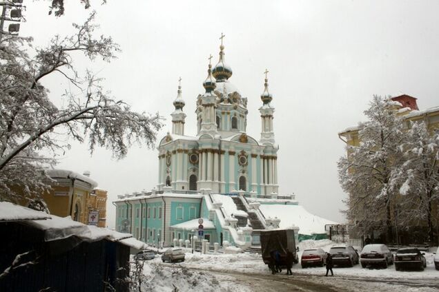 У храм — без хустки: в ПЦУ пояснили нові правила