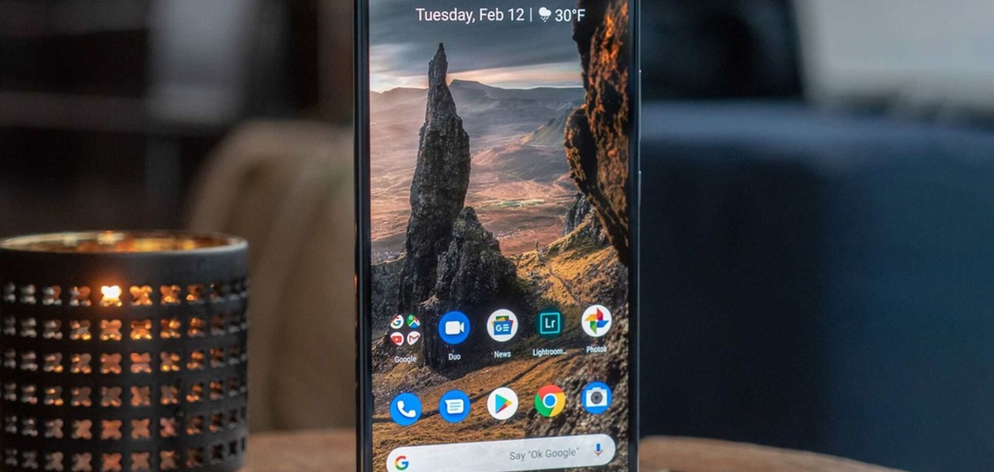 Выпущен первый в мире смартфон с пятью камерами: как он выглядит