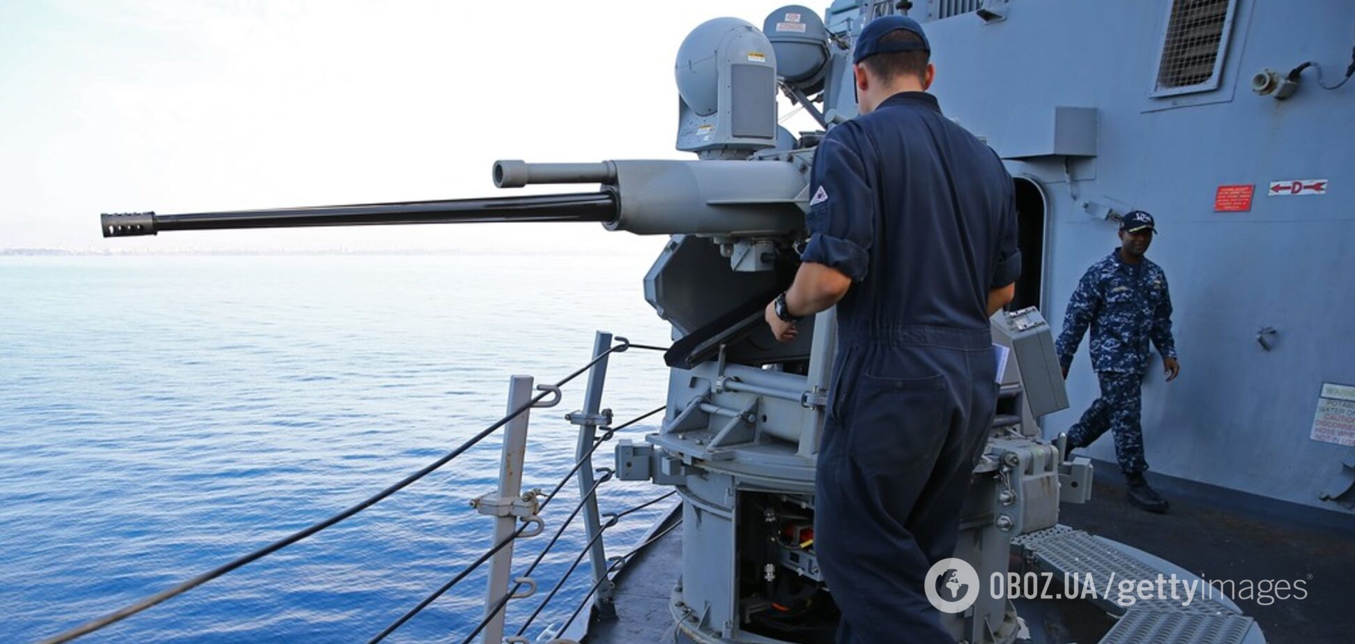 США ввели эсминец в Черное море, а Россия решила пострелять: что происходит