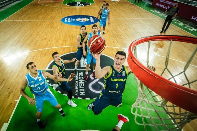 Словения - Украина: лучшие моменты матча квалификации КМ по баскетболу