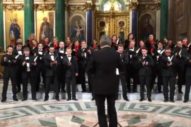 'Інакше заспівали б солдати НАТО!' У соборі Росії виконали пісню про ядерне бомбардування США. Відеофакт