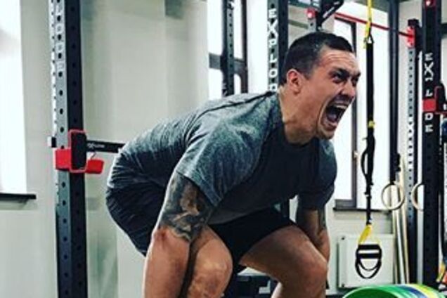 'Как же так?' Усик 'бросил' бокс — фотофакт