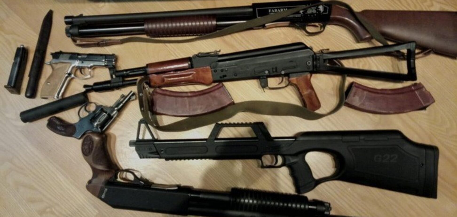 Оружие, воровство и служба России: РПЦ поймали на очередных тяжких преступлениях в Украине