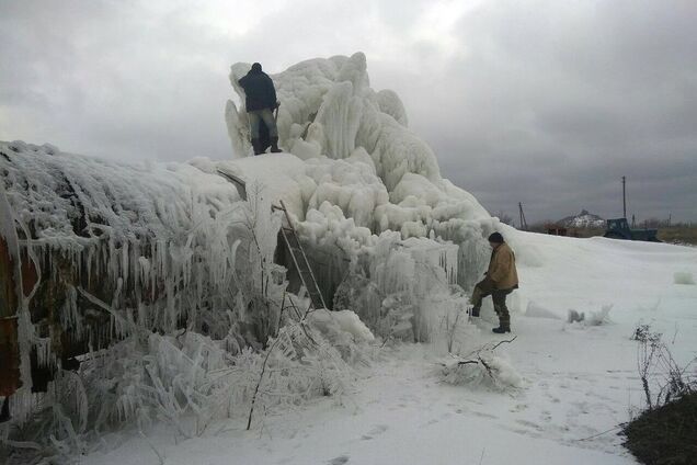 'Дошел до Арктики – соси сосульки!' В 'ДНР' показали ледяной коллапс Захарченко