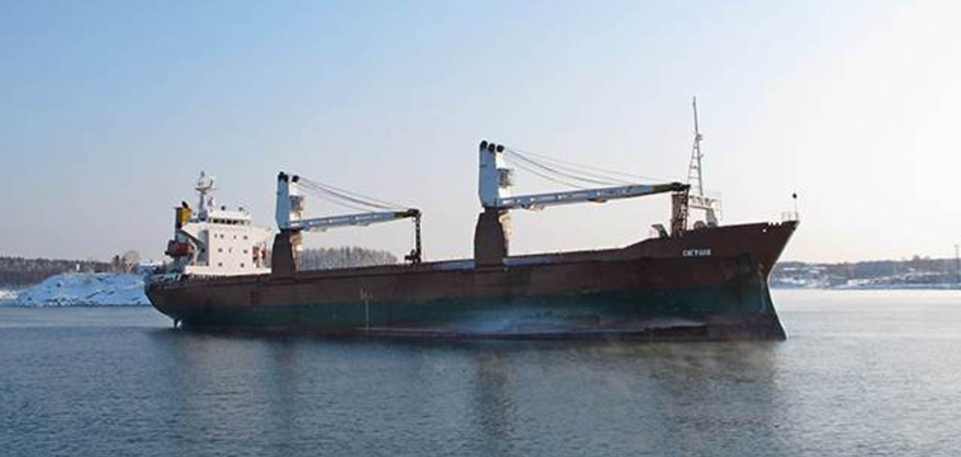 Следующий - Крымский? Российское судно протаранило мост в Южной Корее. Видеофакт