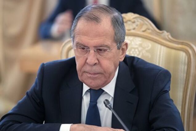 ''Стопарик не подали?'' Лаврова висміяли за фото з кокошниками