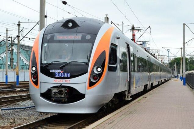 Поездов станет еще меньше: Украина нанесла новый удар по России