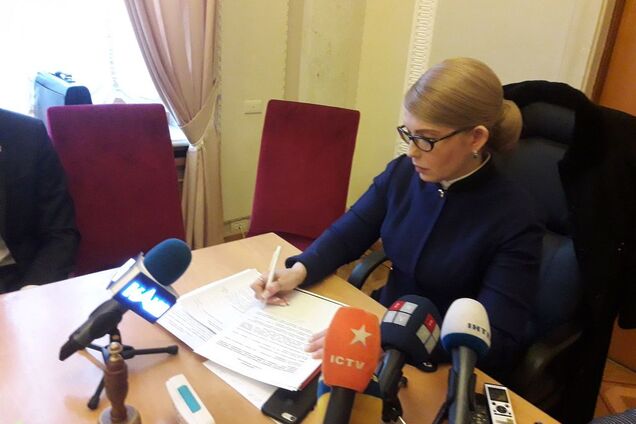 Тимошенко и украинские журналисты подписали ''Декларацию в защиту свободы слова''