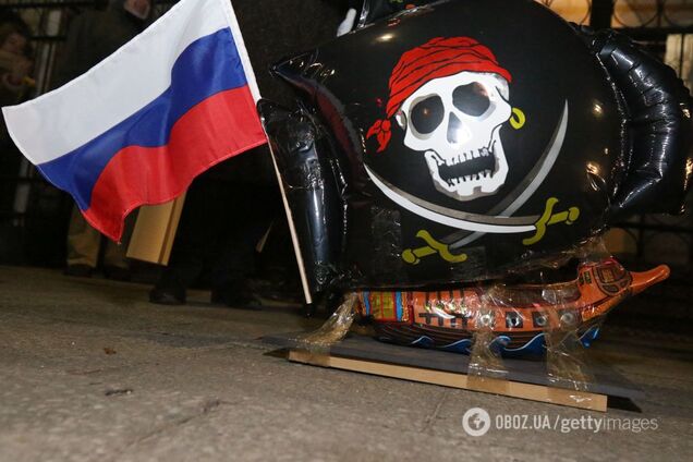 Россиянам приходится затягивать пояса