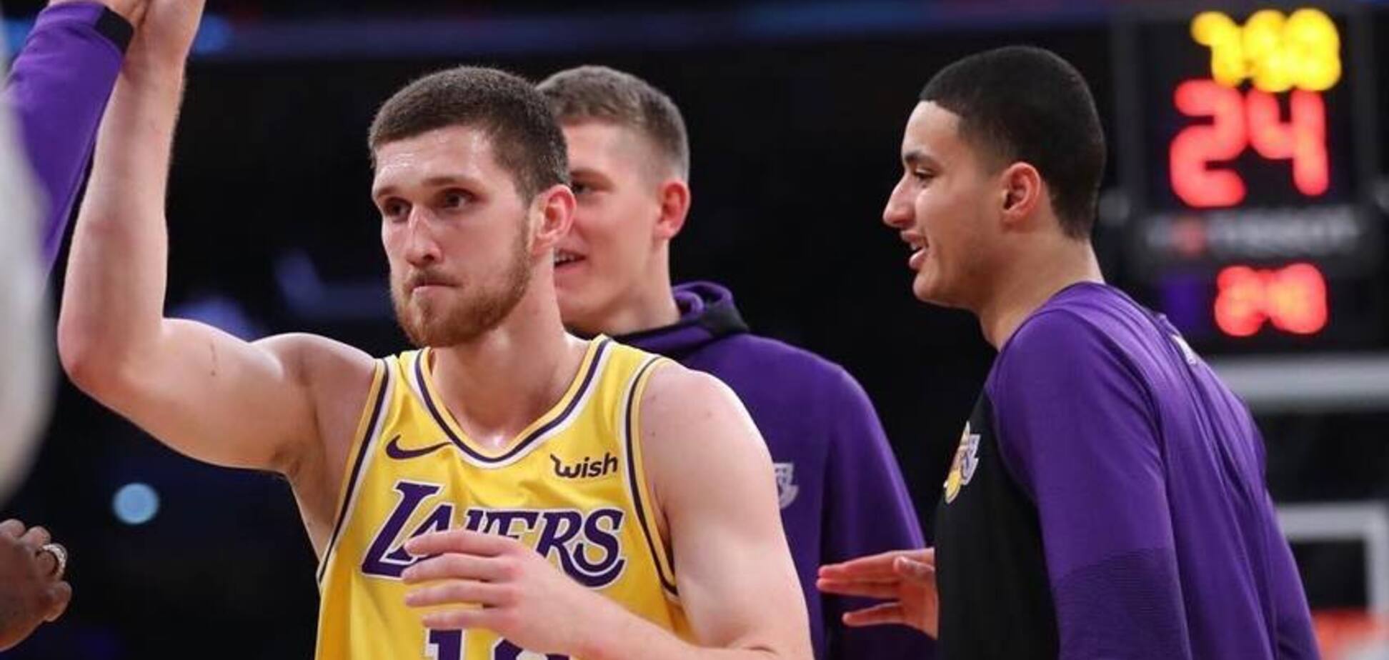 Официально: украинец Михайлюк сменил клуб в НБА