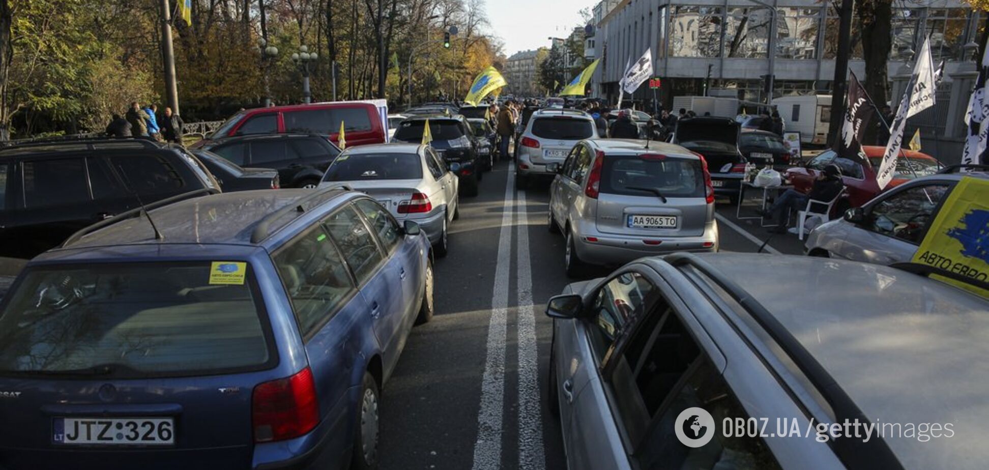 На три місяці: у Раді хочуть продовжити термін розмитнення ''євроблях''