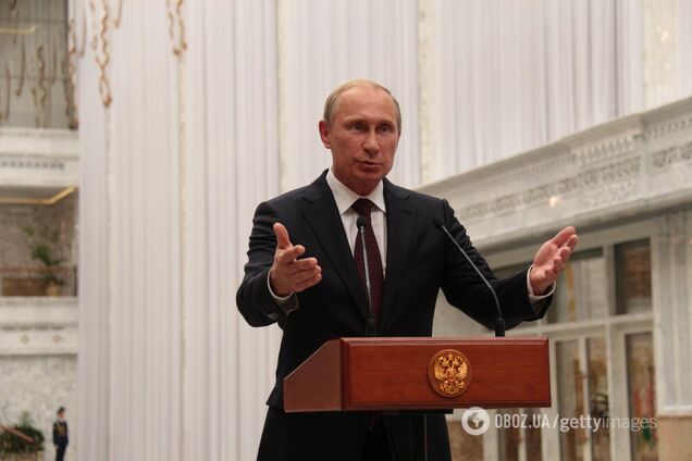 Порошенківська Україна чи путінська РФ: росіяни зробили несподіваний вибір. Фотофакт