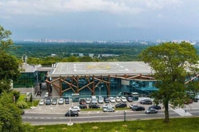 Суд отменил арест вертолетной площадки Януковича: эксклюзивный документ