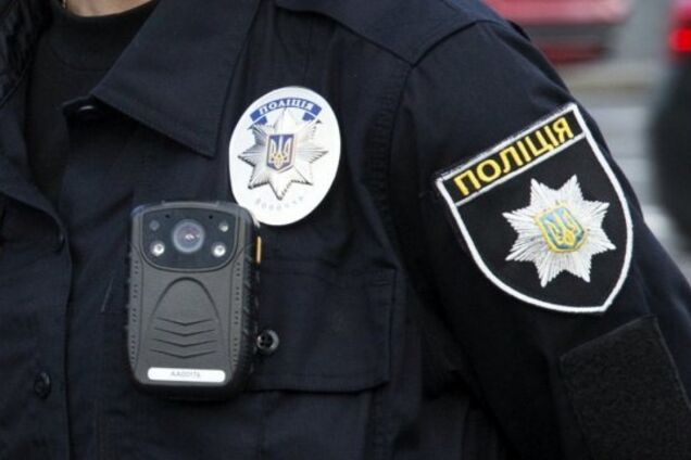 Во Львове поймали на горячем полицейского-наркодилера