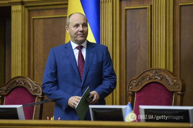 В Раде начали сбор подписей за отставку Парубия. Документ