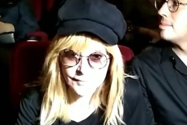 'Это анорексия!' Пугачева испугала фанатов появлением на публике. Видео