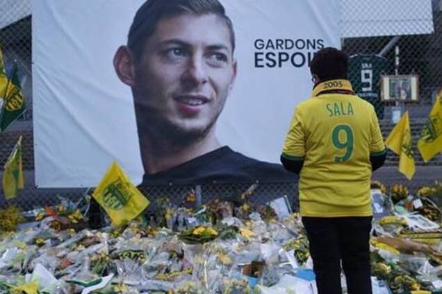 Упізнали тіло, підняте з уламків літака зі зниклим футболістом