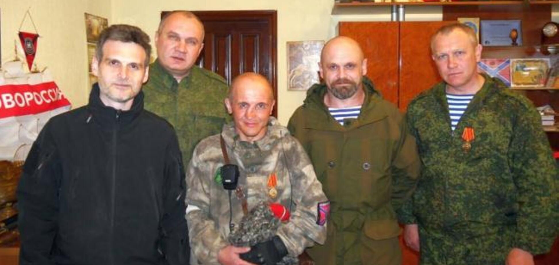 Кто воюет на Донбассе: фото ''ихтамнетов''