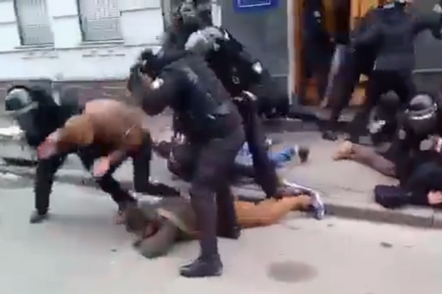 Штурм полиции в Киеве: Луценко сообщил детали расследования