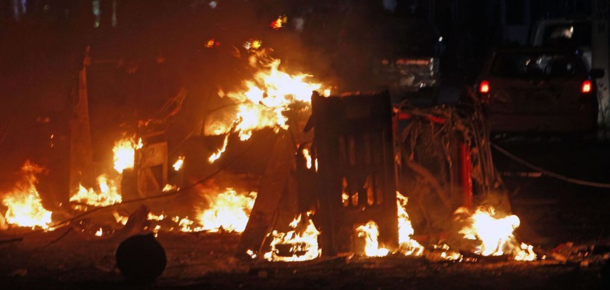 У столиці Сомалі подвійний теракт забрав життя 29 людей, 80 — поранені: фото і відео