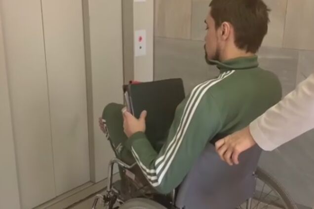 Діма Білан опинився в інвалідному візку: що сталося. Відео