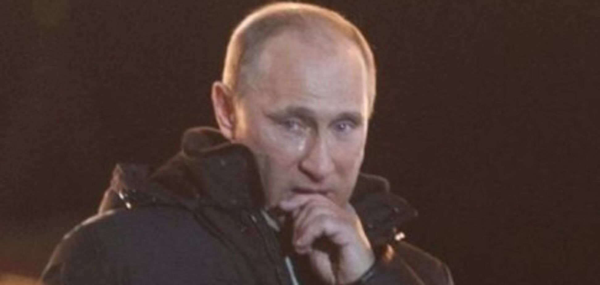 У Росії 'поховали' Путіна: з'явилися фото 'могили' та пам'ятника