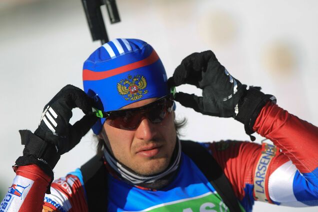 Біатлоніст збірної Росії зганьбився на ЧС, по-дурному позбавивши себе медалі