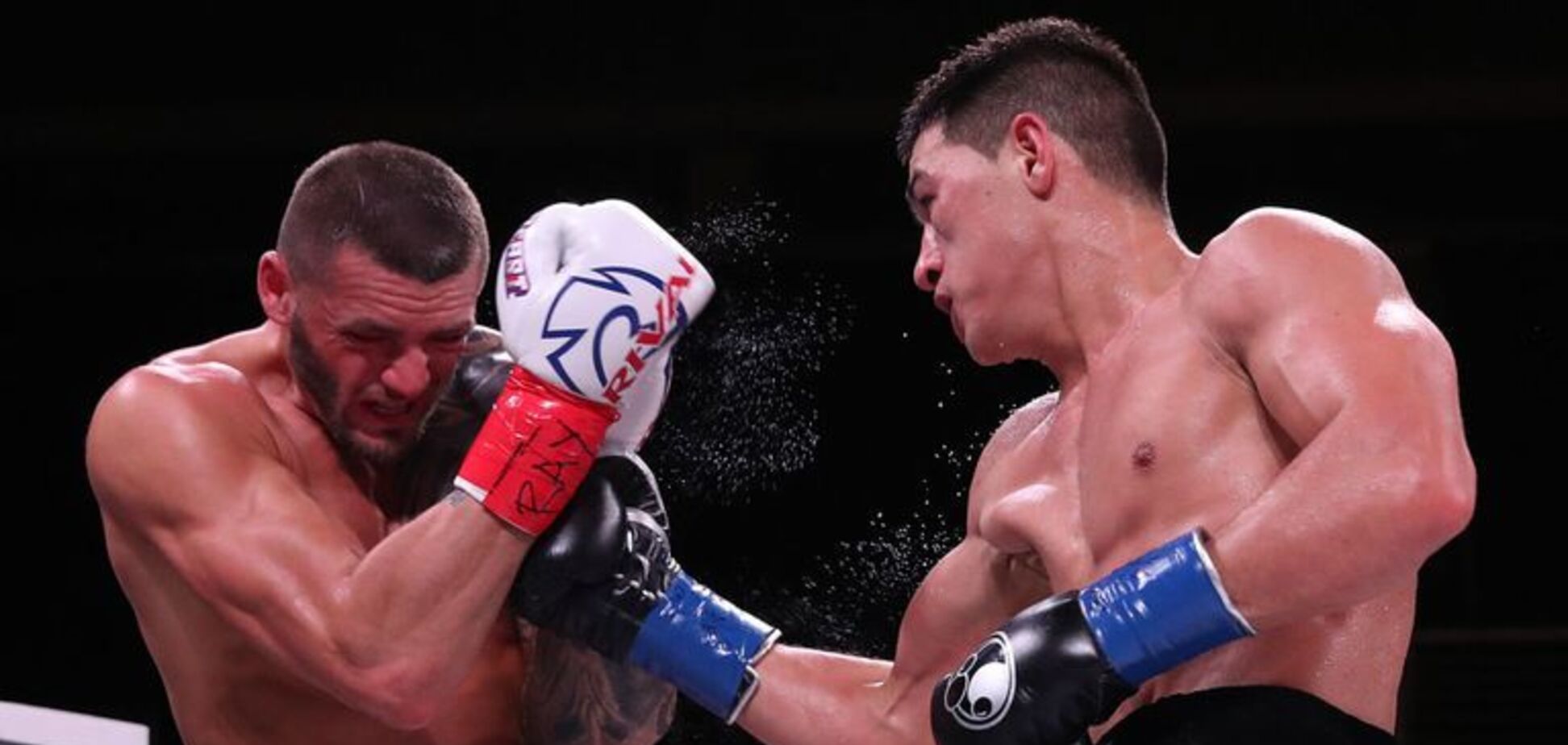 Росiйський боксер переміг в чемпіонському бою і вийшов на українця