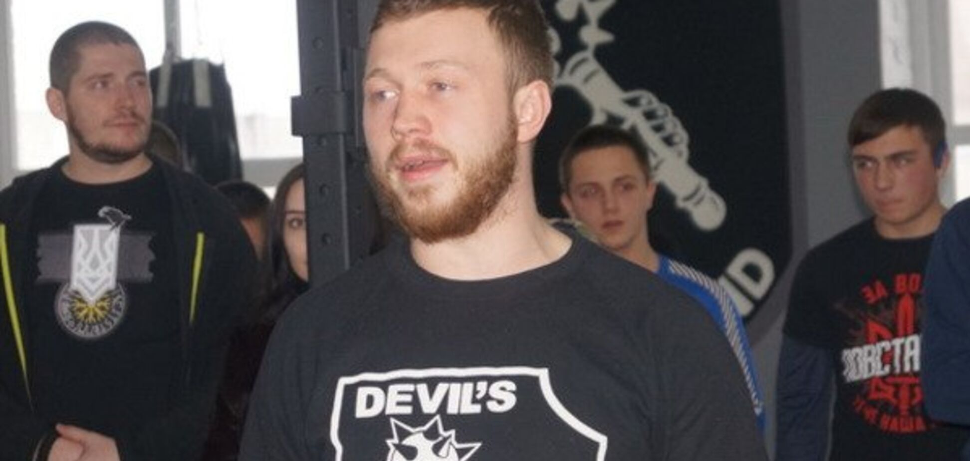 Масштабное побоище в Черкассах: глава Нацкорпуса угодил в базу 'Миротворец'