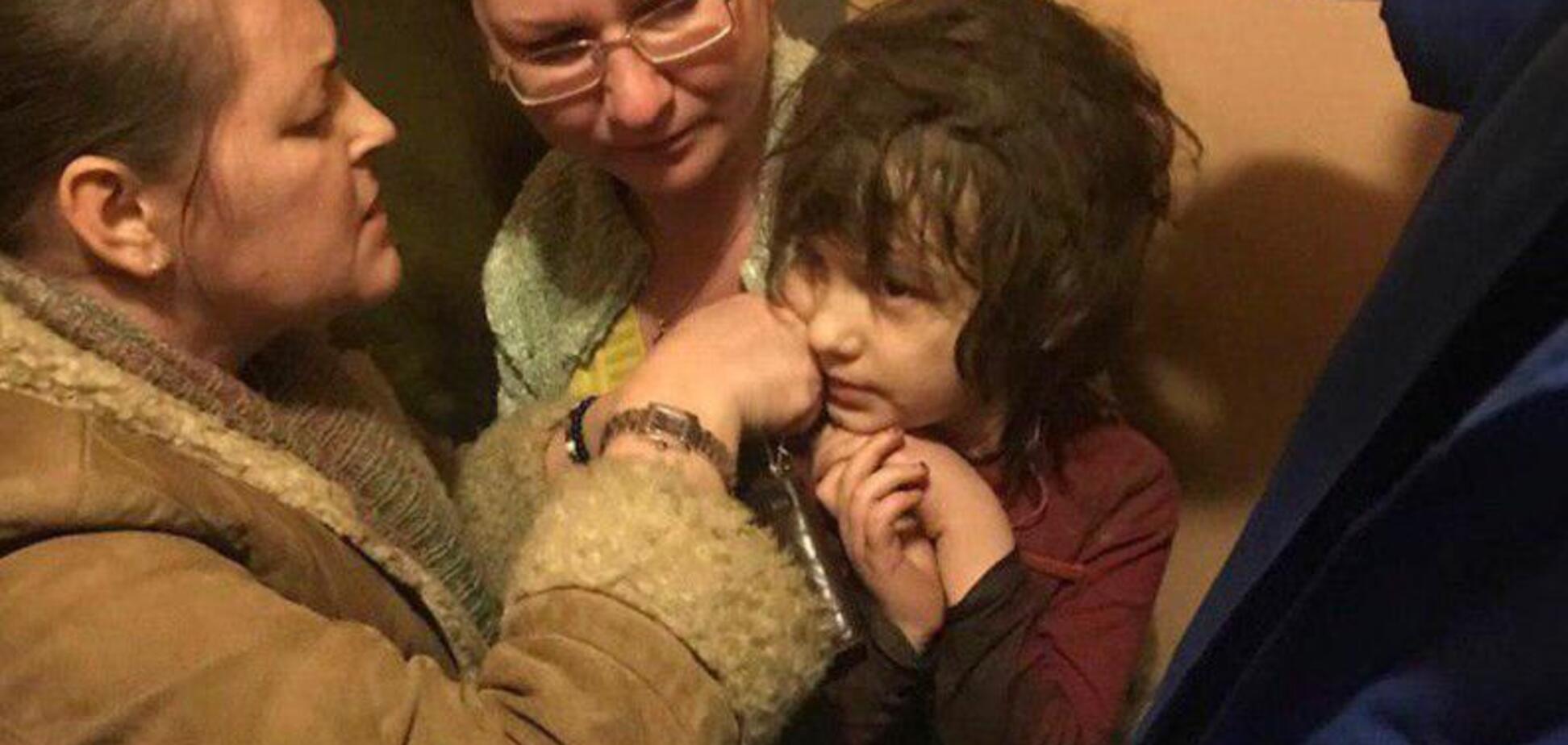 Дівчинка-мауглі