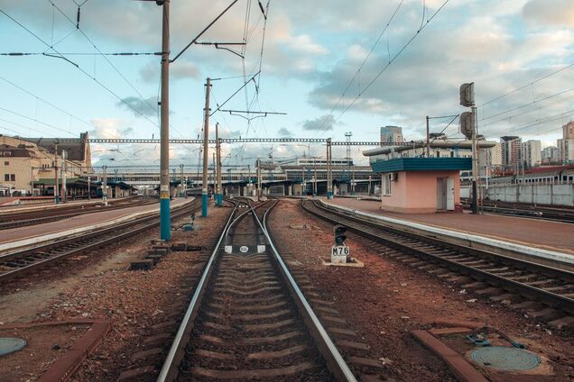 У Києві потяг відірвав голову чоловікові