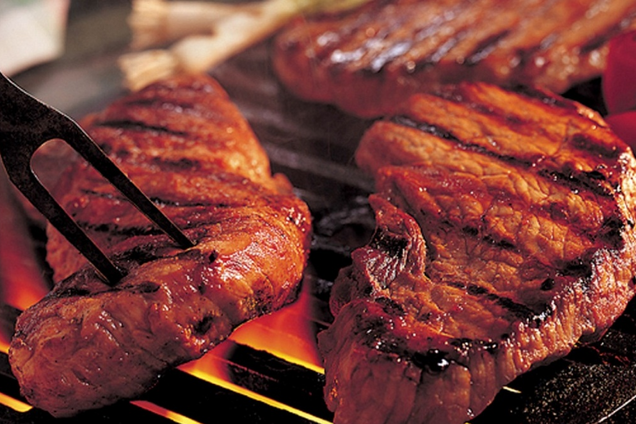 Великий пост-2019: почему нельзя есть мясо