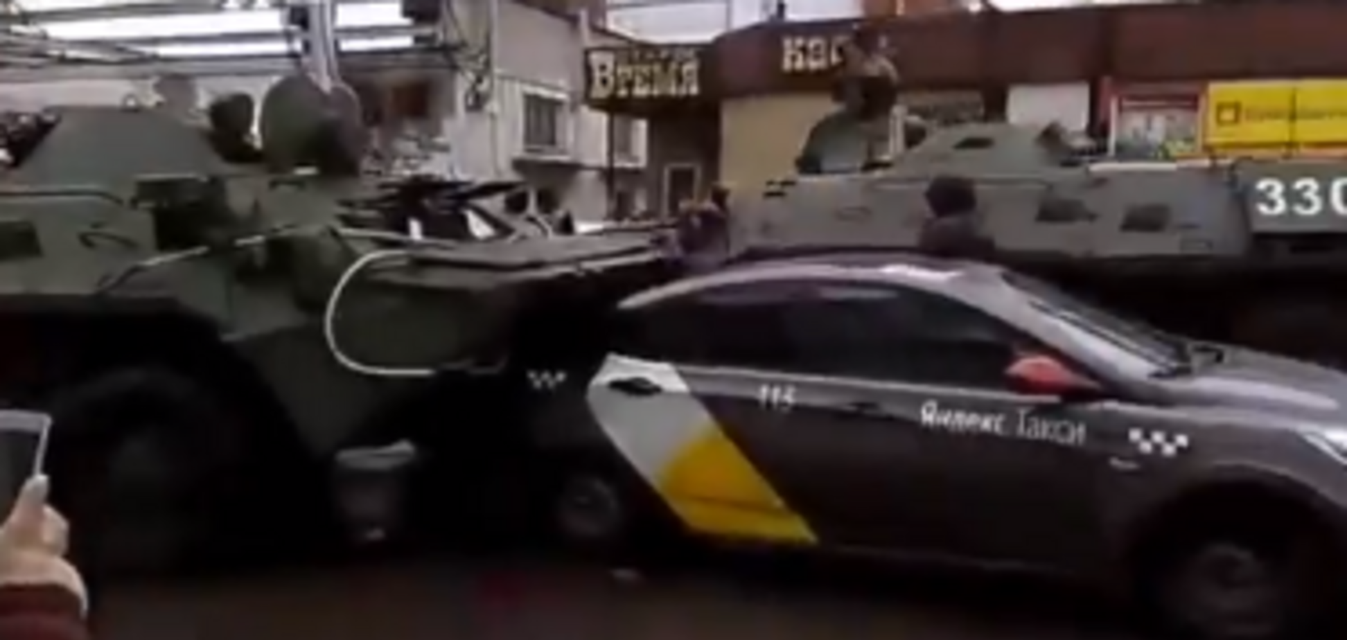 'Броня крепка и Киев за два дня!' В сети высмеяли опозорившихся россиян-'захватчиков Украины'