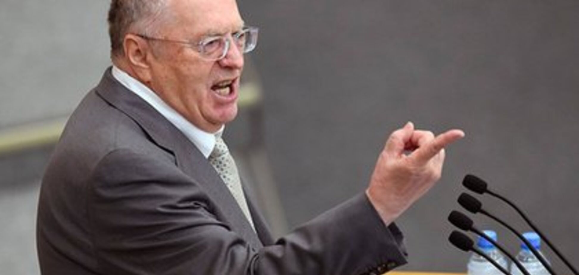 'Убивают русских!' Жириновский набросился с обвинениями на Украину и Латвию