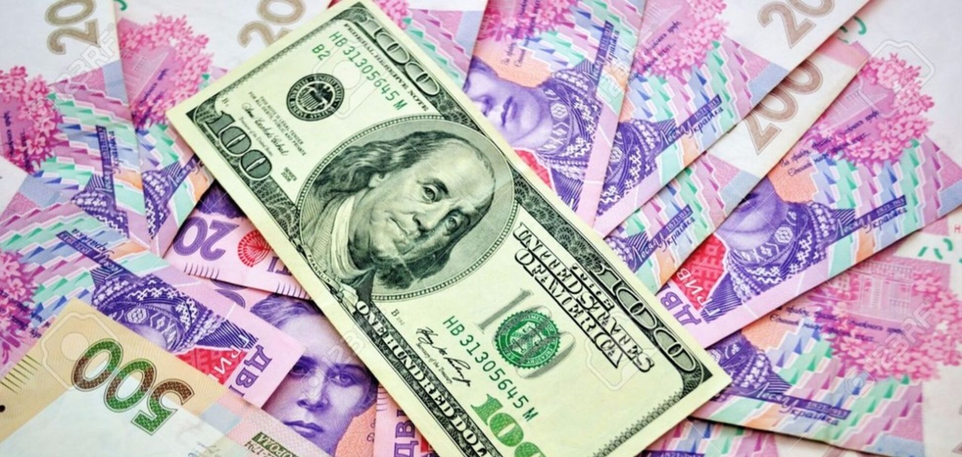 Долар в Україні подорожчає: економіст озвучив прогноз на 2019 рік