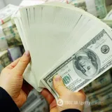 Коломойский пошел на жесткие меры против ПриватБанка: чего ждать клиентам
