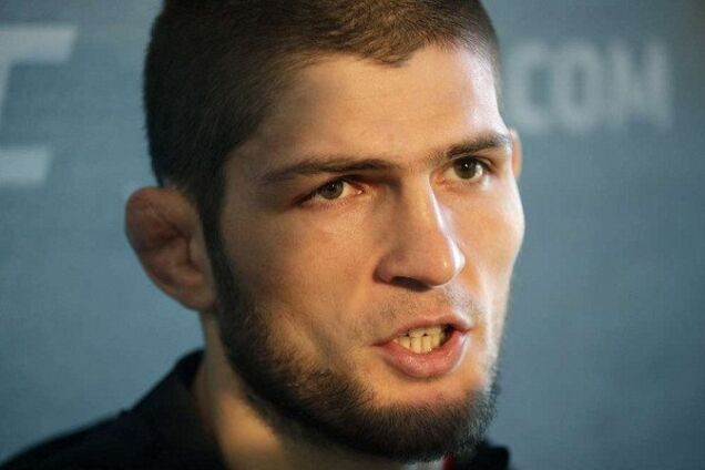 Хабіб заліз у ванну до 5 голих чоловікiв і став посміховиськом